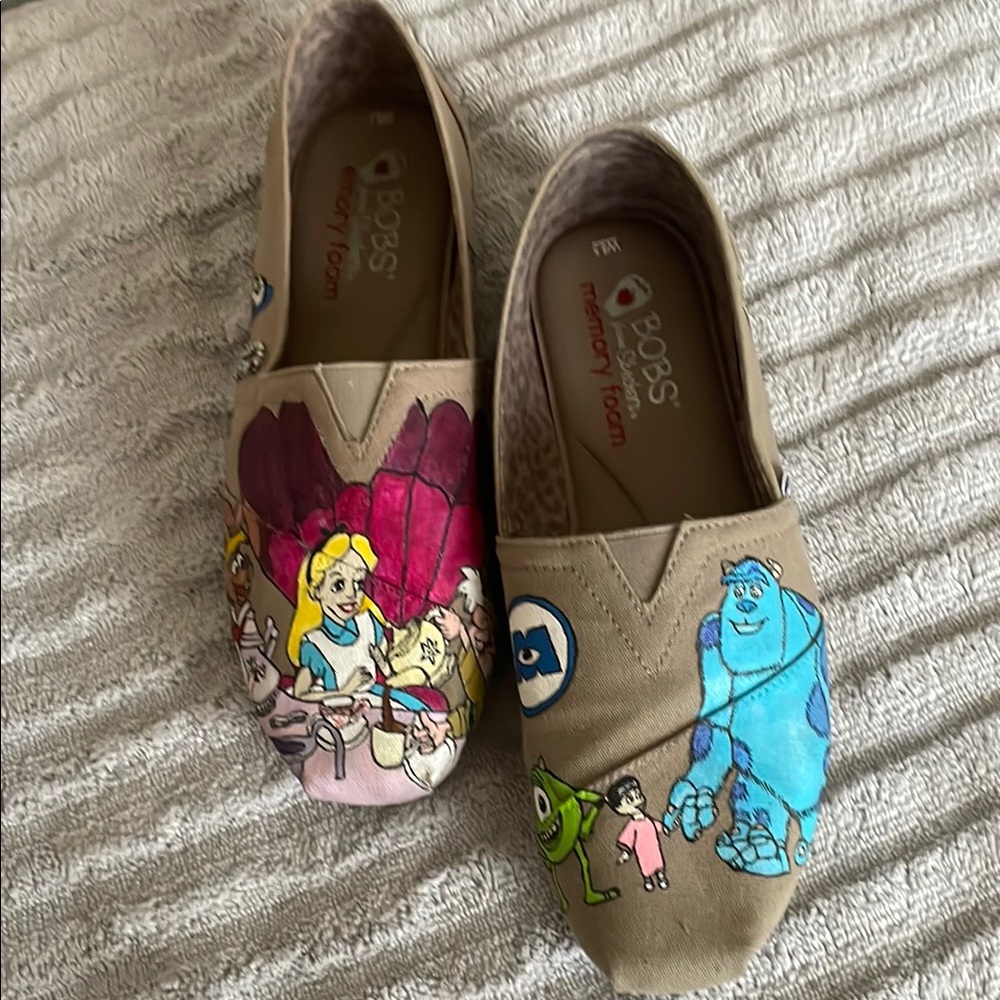 BOBS from Skechers Tan Flats with Cartoon Design